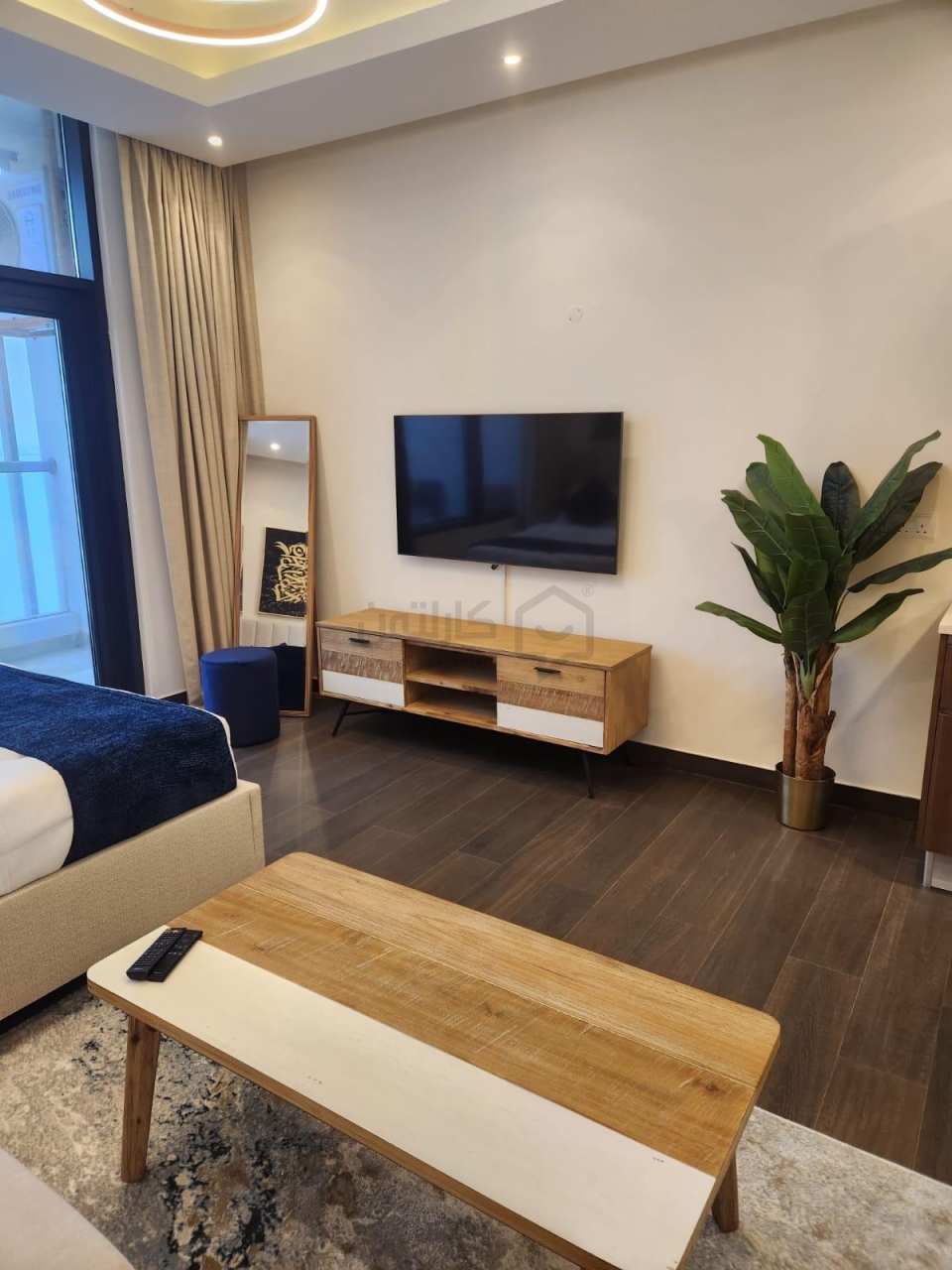 property 4927 image 0