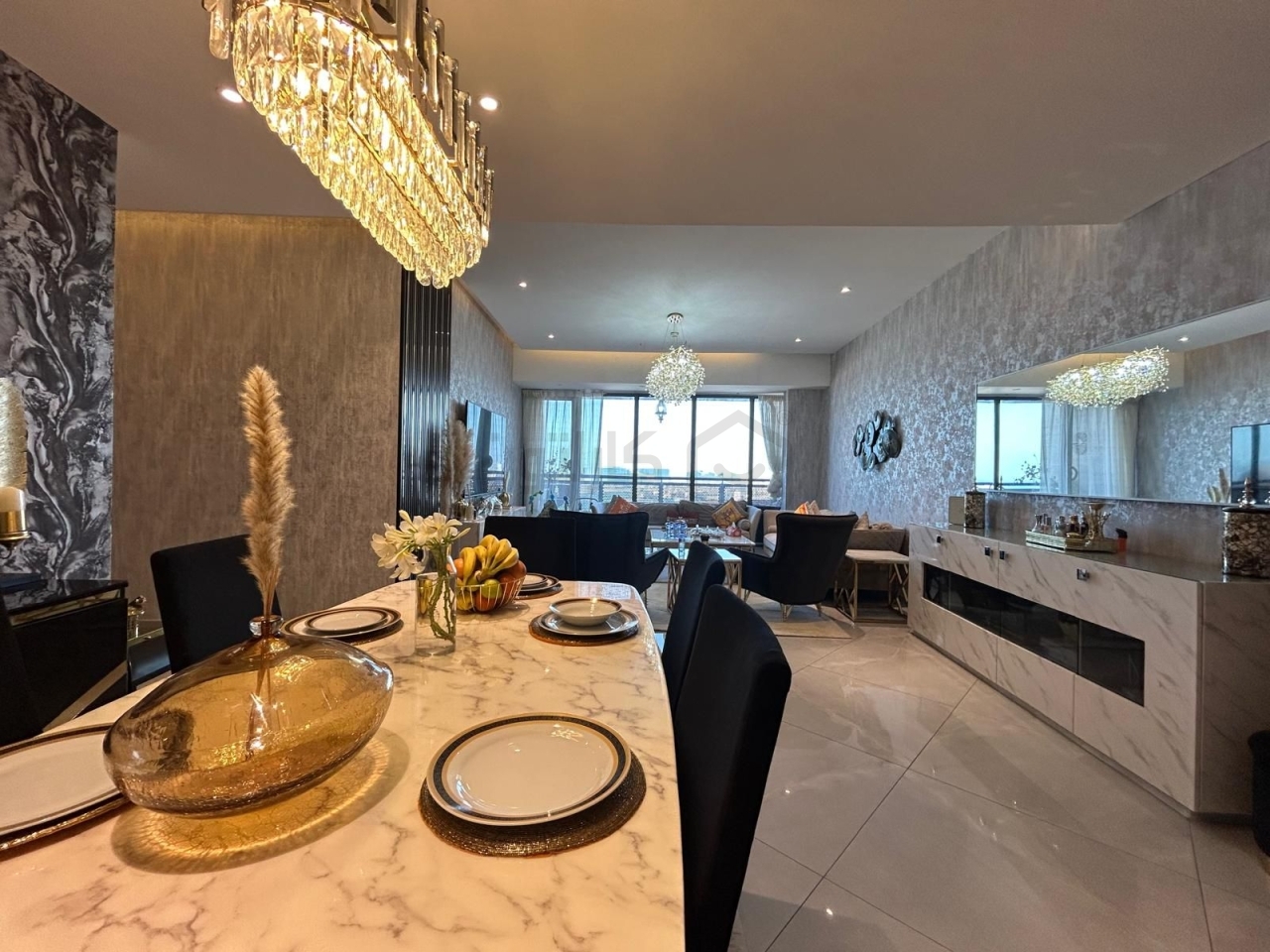 property 4937 image 1