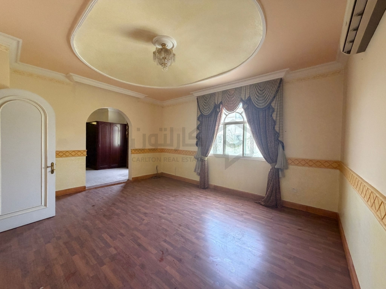 property 4939 image 1