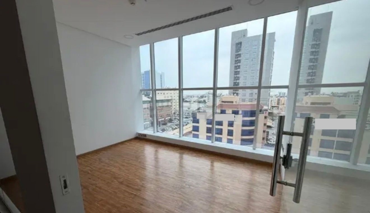 property 4962 image 0