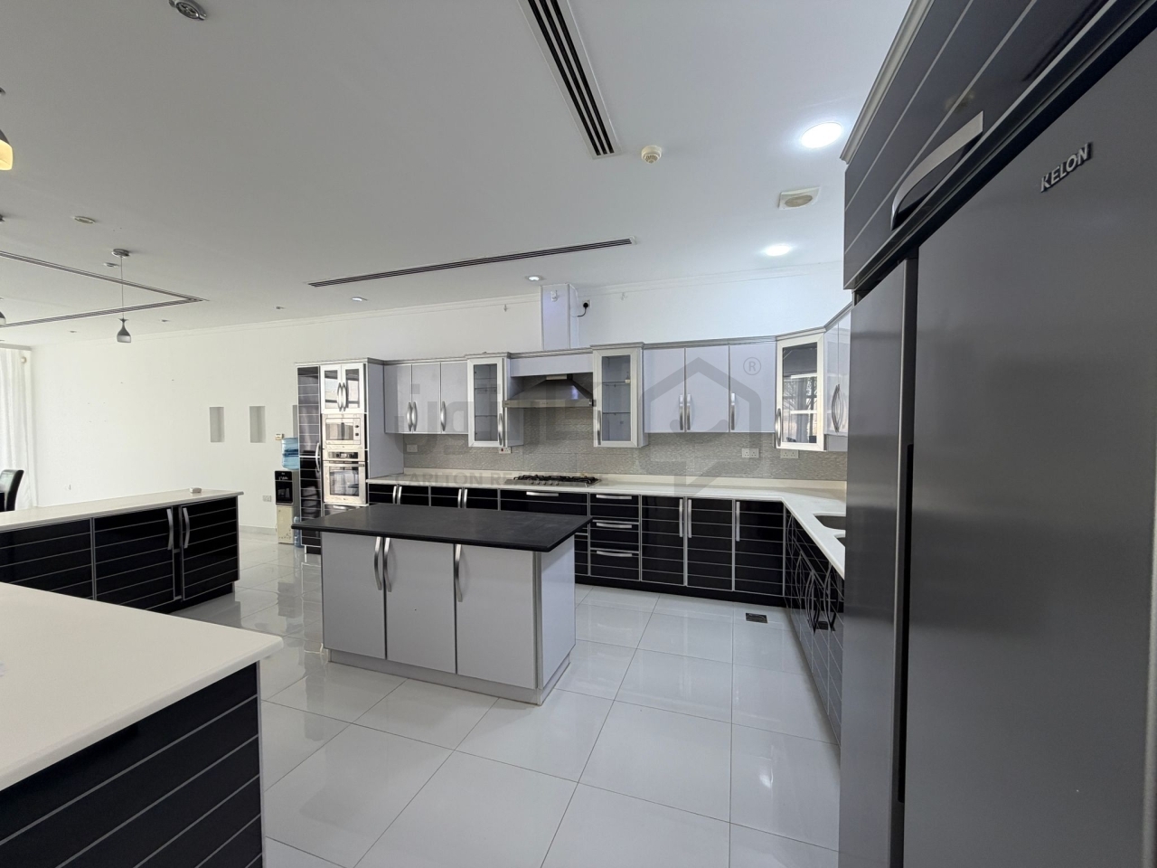 property 5052 image 2