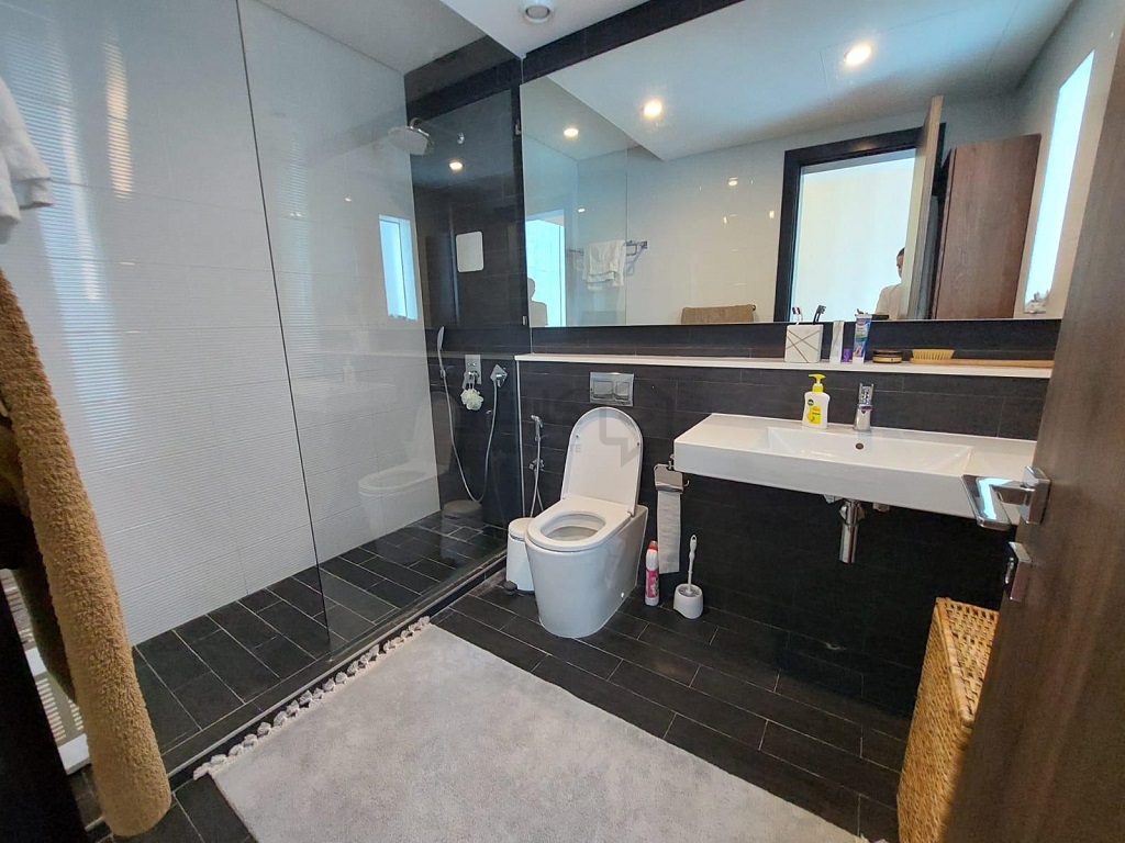 property 506 image 4