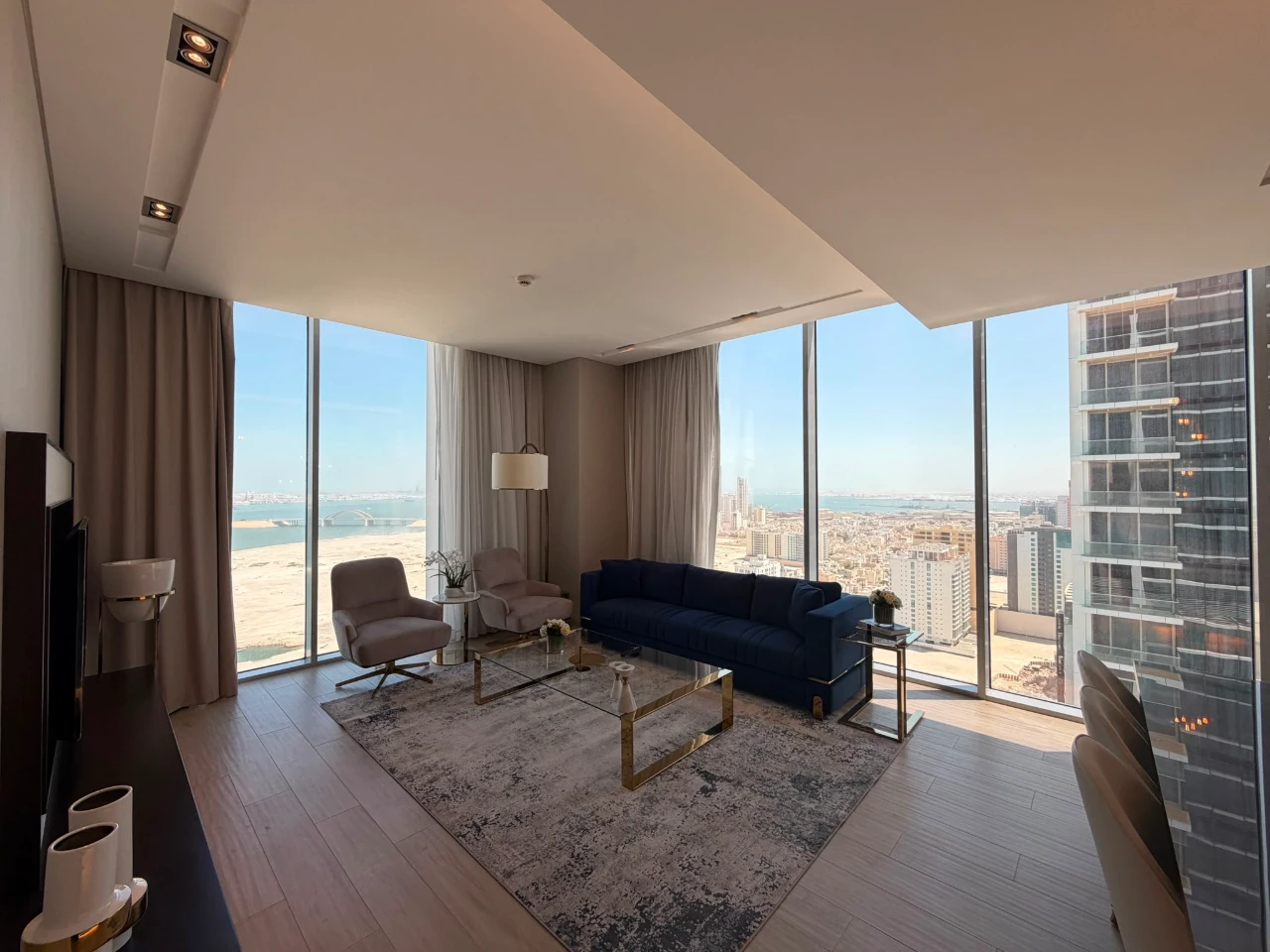 property 5235 image 0