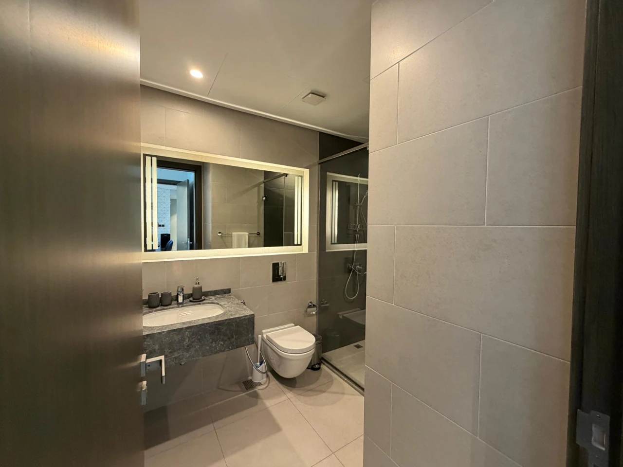property 5247 image 5