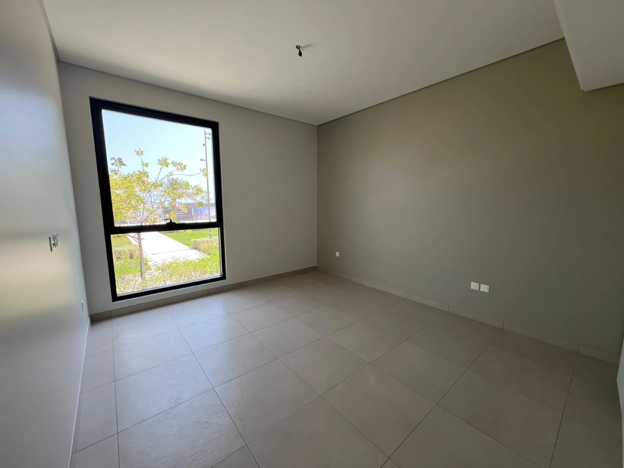 property 5277 image 1