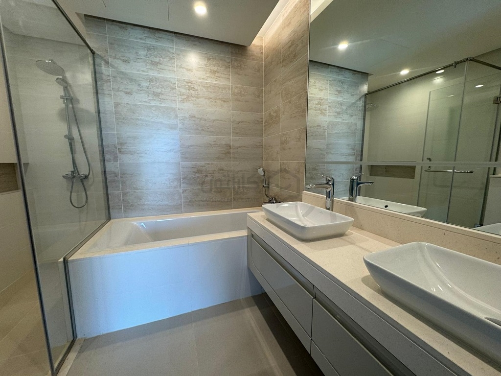 property 534 image 3