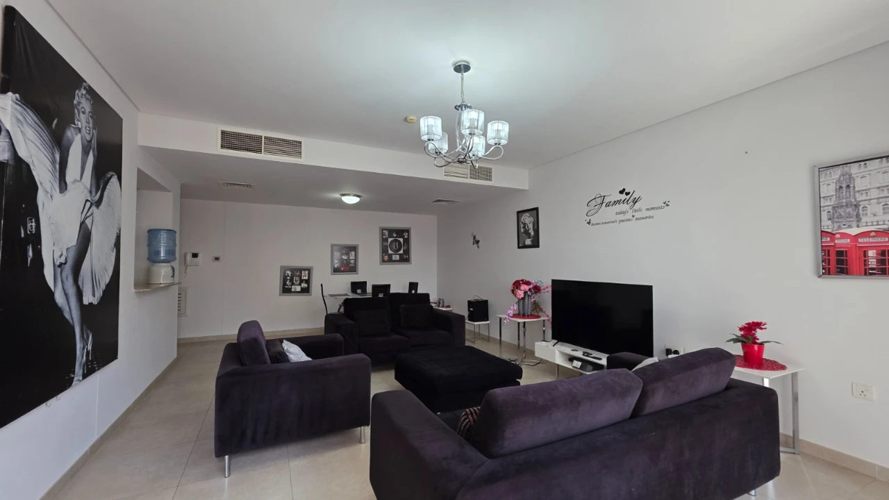 property 5355 image 5
