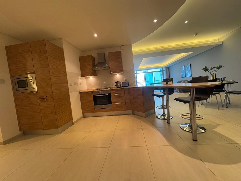 property 689 image 2