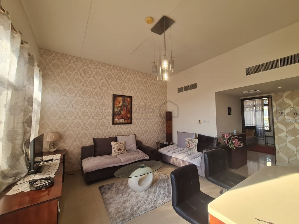 property 716 image 3