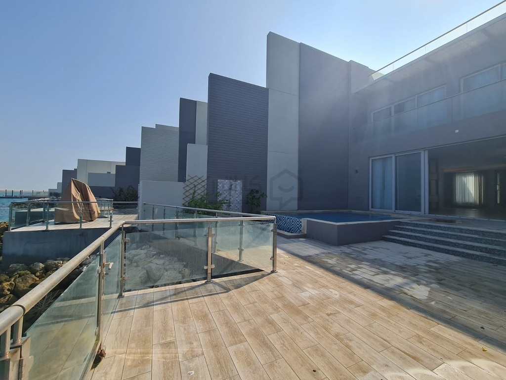 property 722 image 4