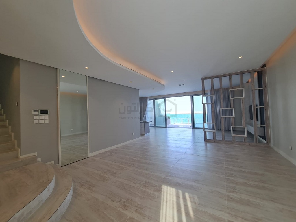 property 722 image 2