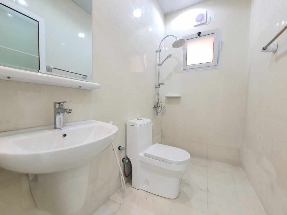 property 73 image 2
