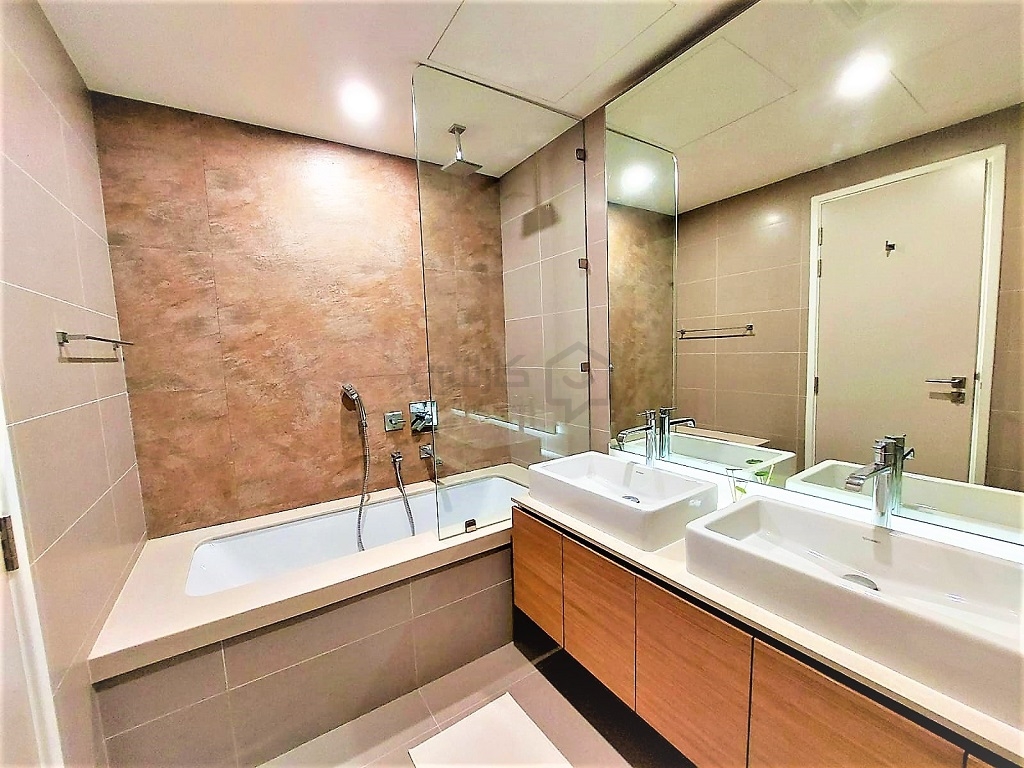 property 731 image 3