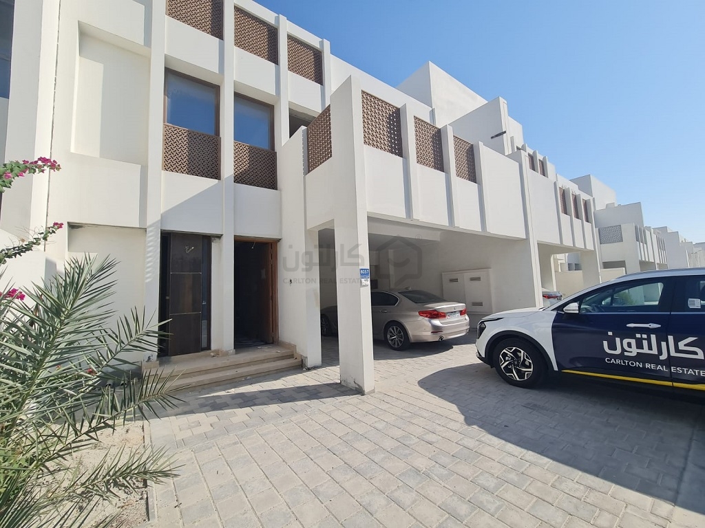 property 733 image 1