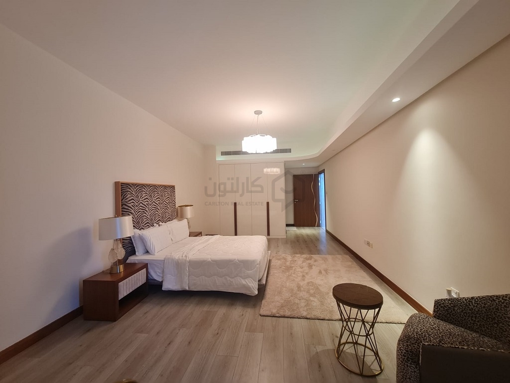 property 737 image 2