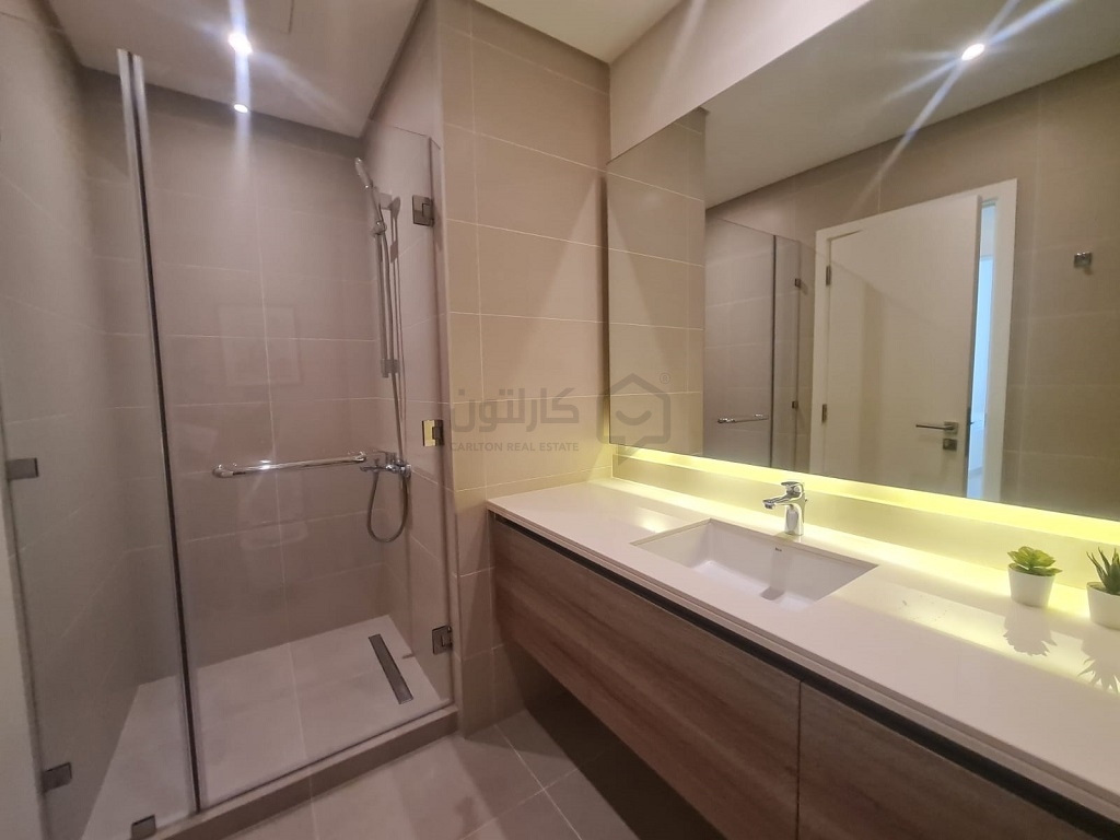 property 759 image 2