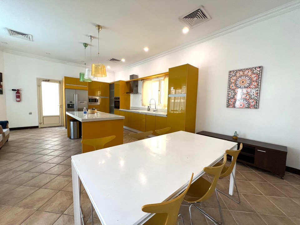 property 76 image 3