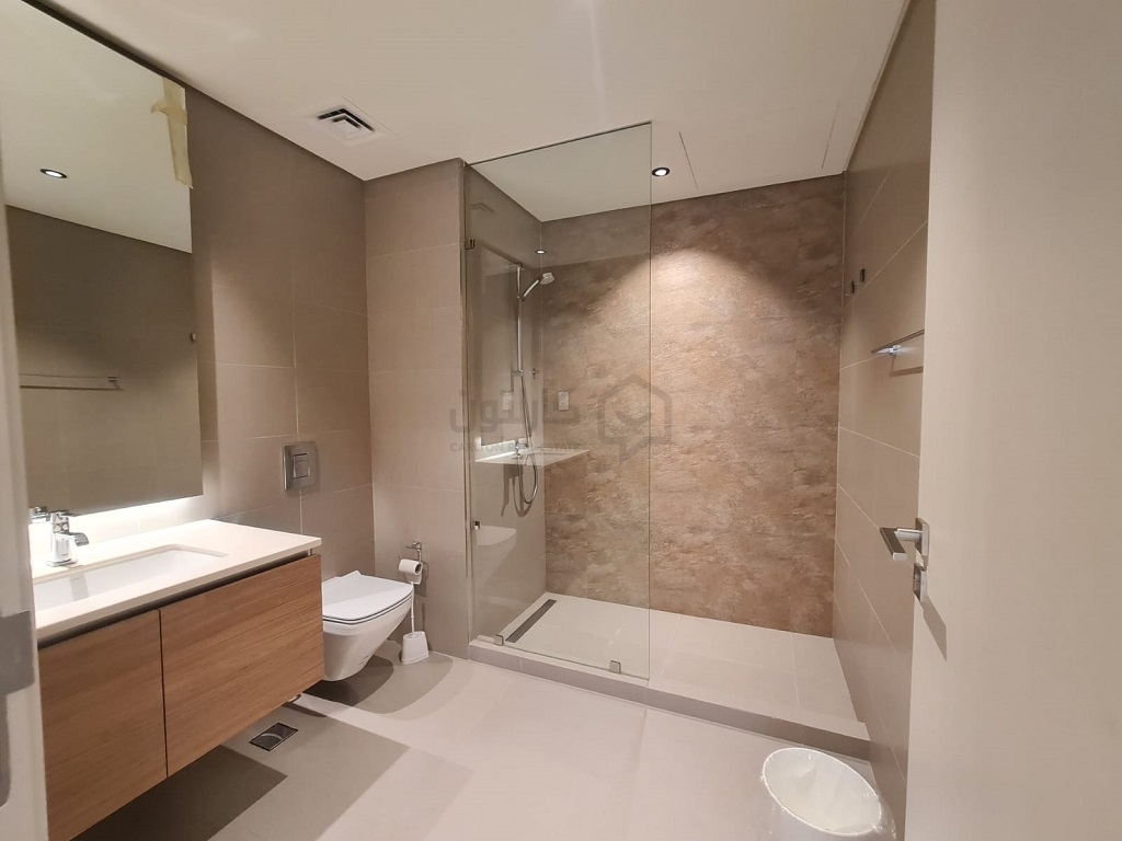 property 764 image 1