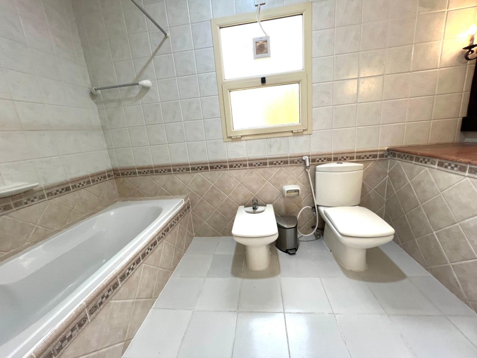 property 77 image 2