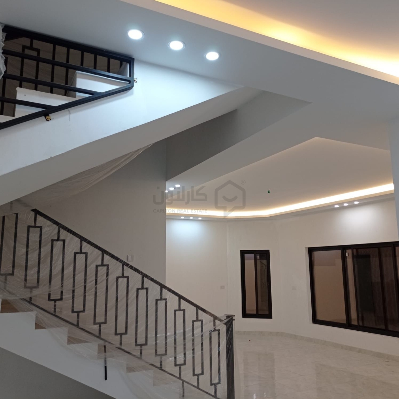 property 780 image 1