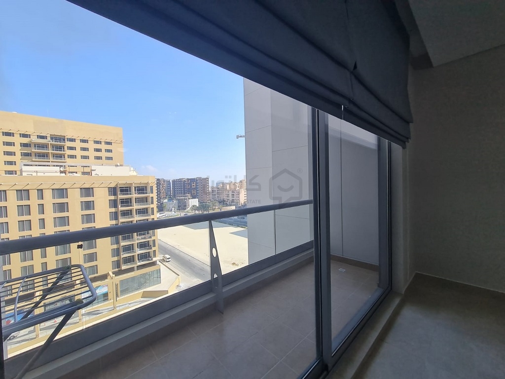 property 802 image 4
