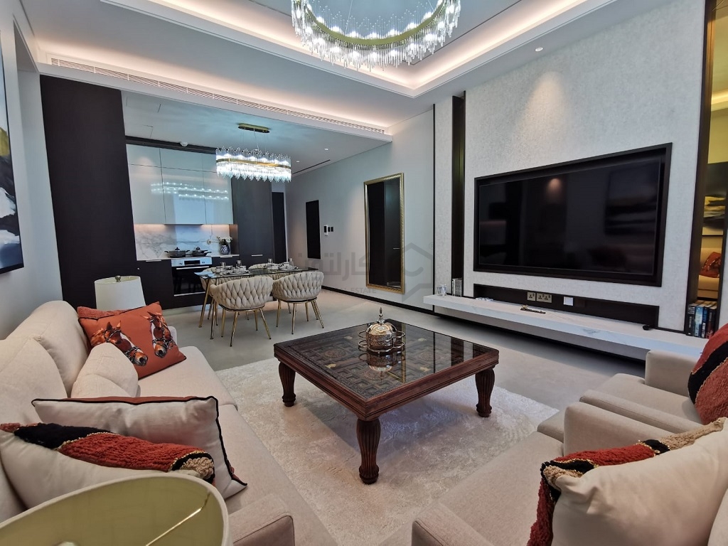 property 803 image 0