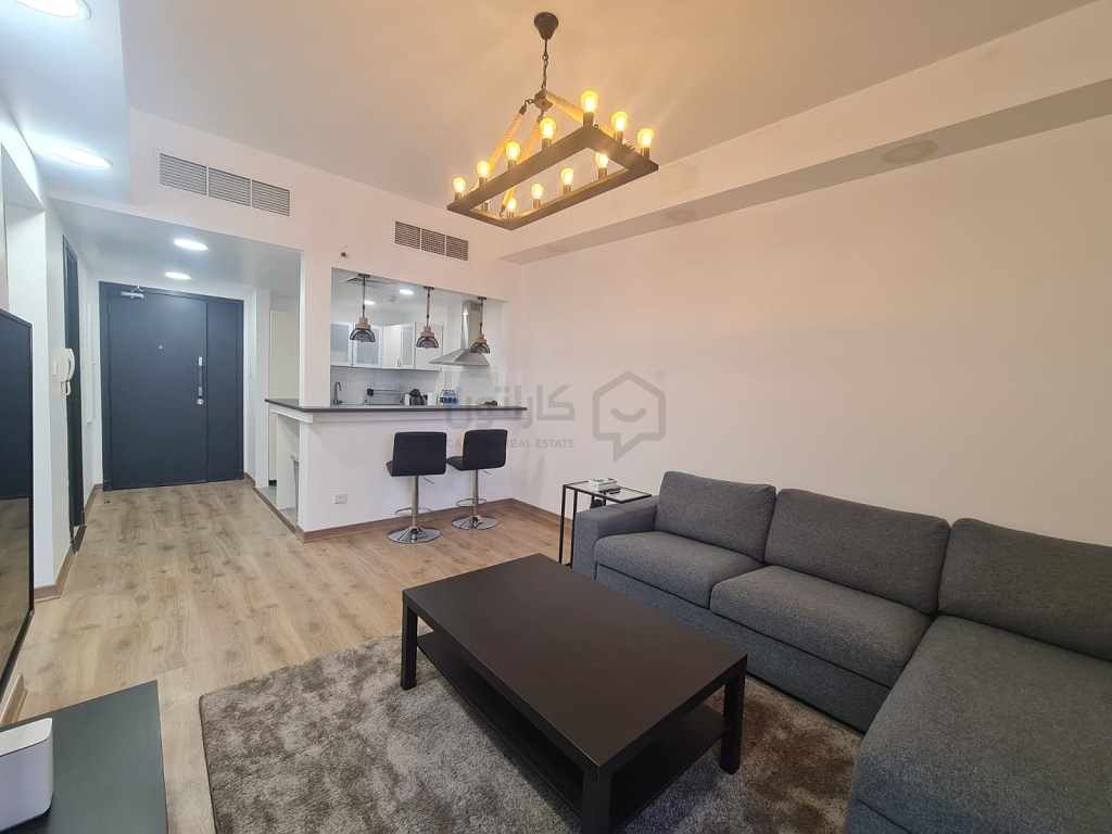 property 824 image 2