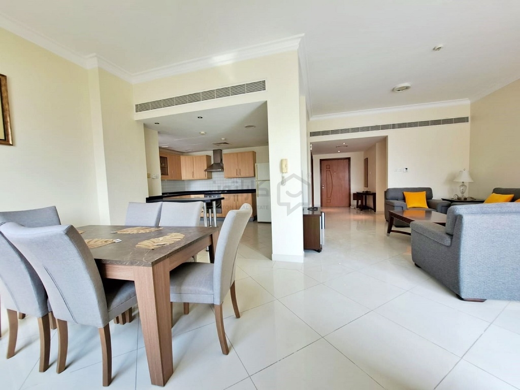 property 828 image 1