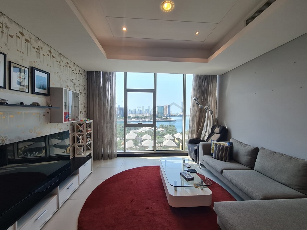 property 832 image 0