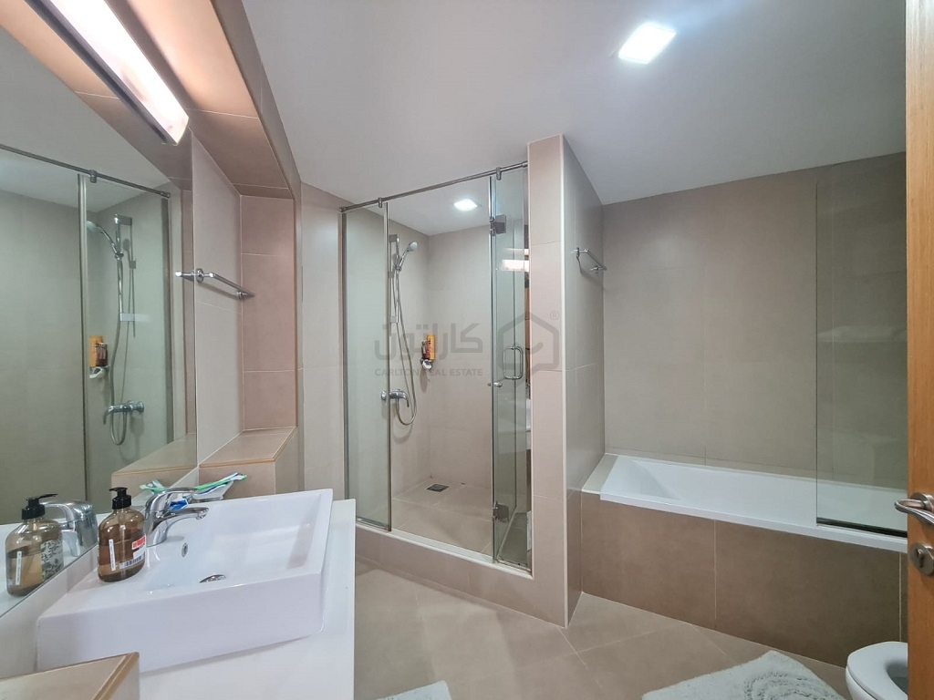 property 836 image 3