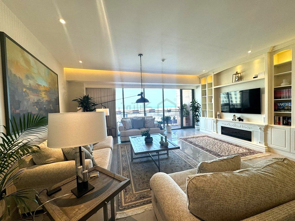 property 838 image 0