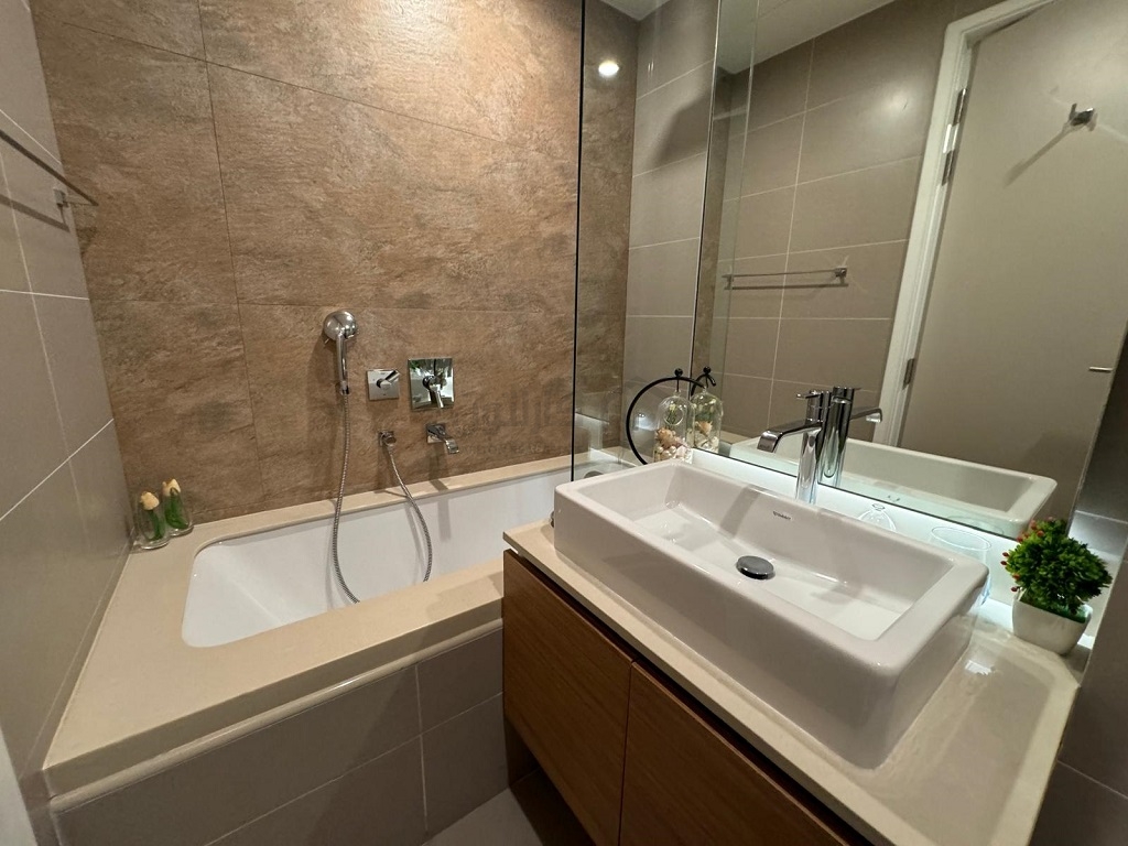 property 839 image 2