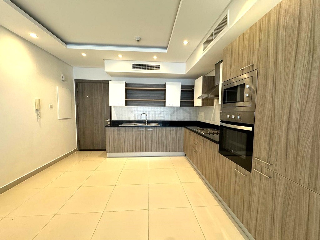property 841 image 1