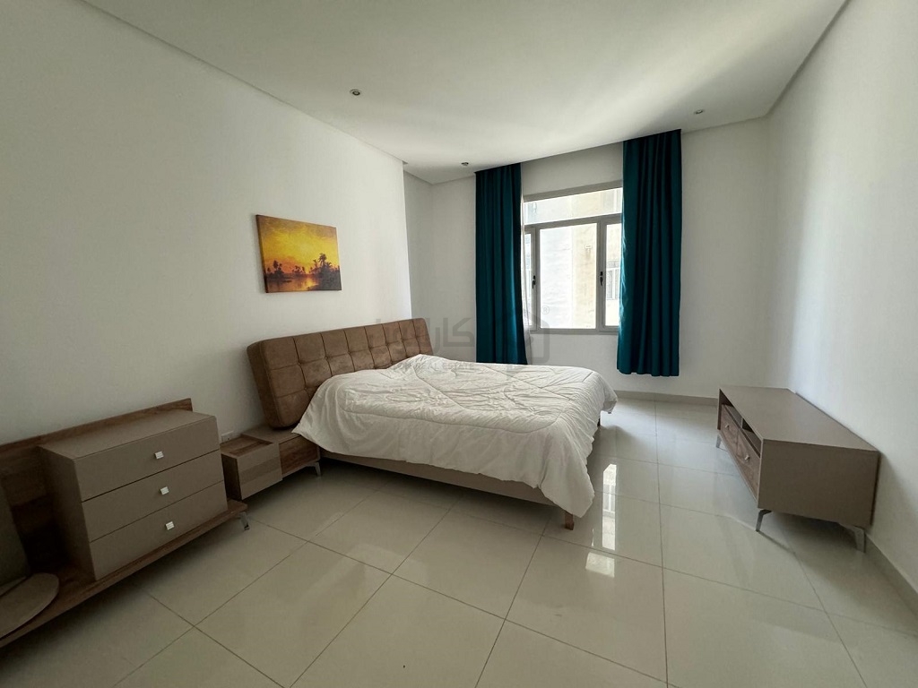 property 874 image 2