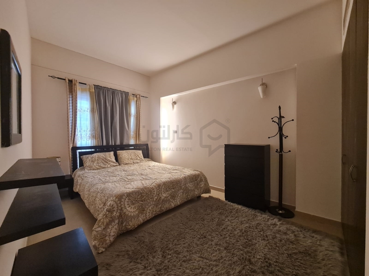 property 878 image 2