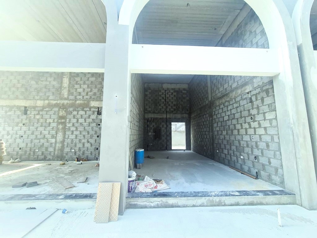 property 880 image 3