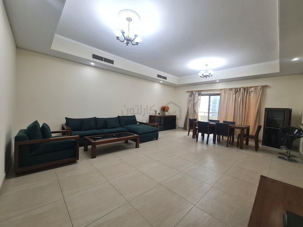 property 881 image 0