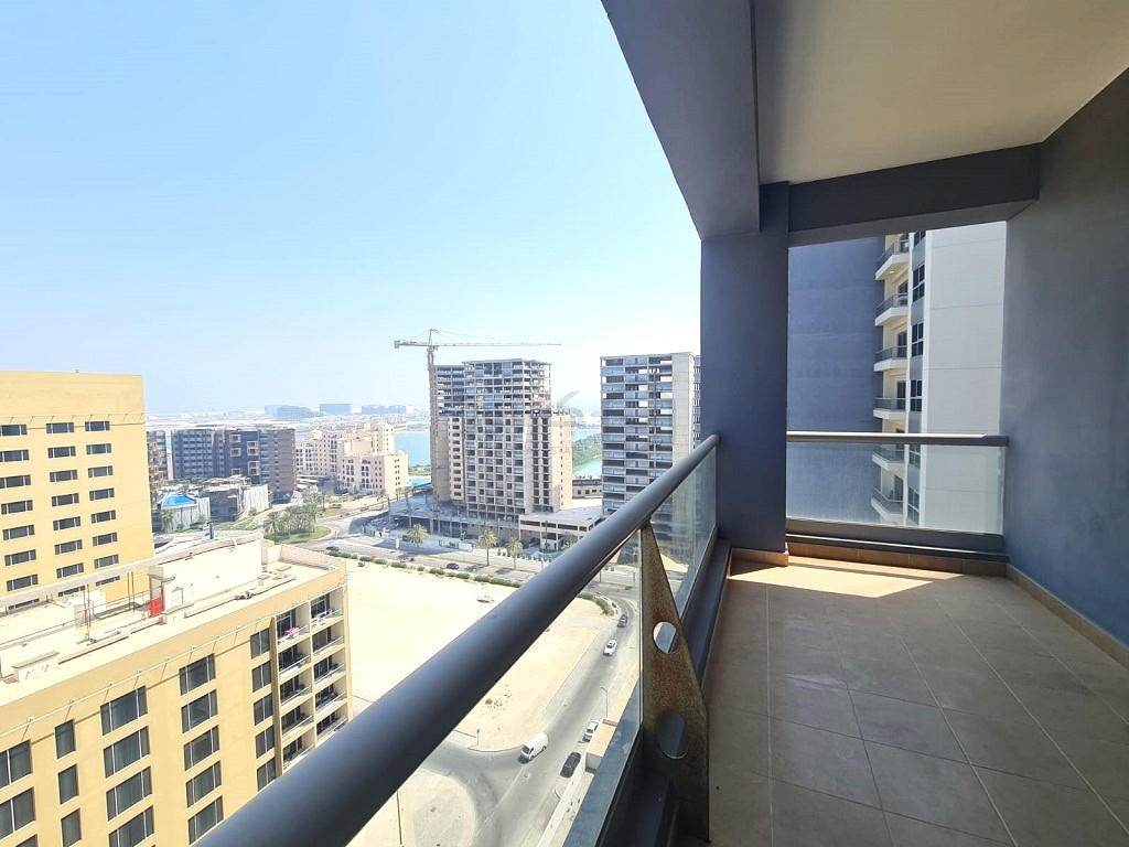 property 892 image 4
