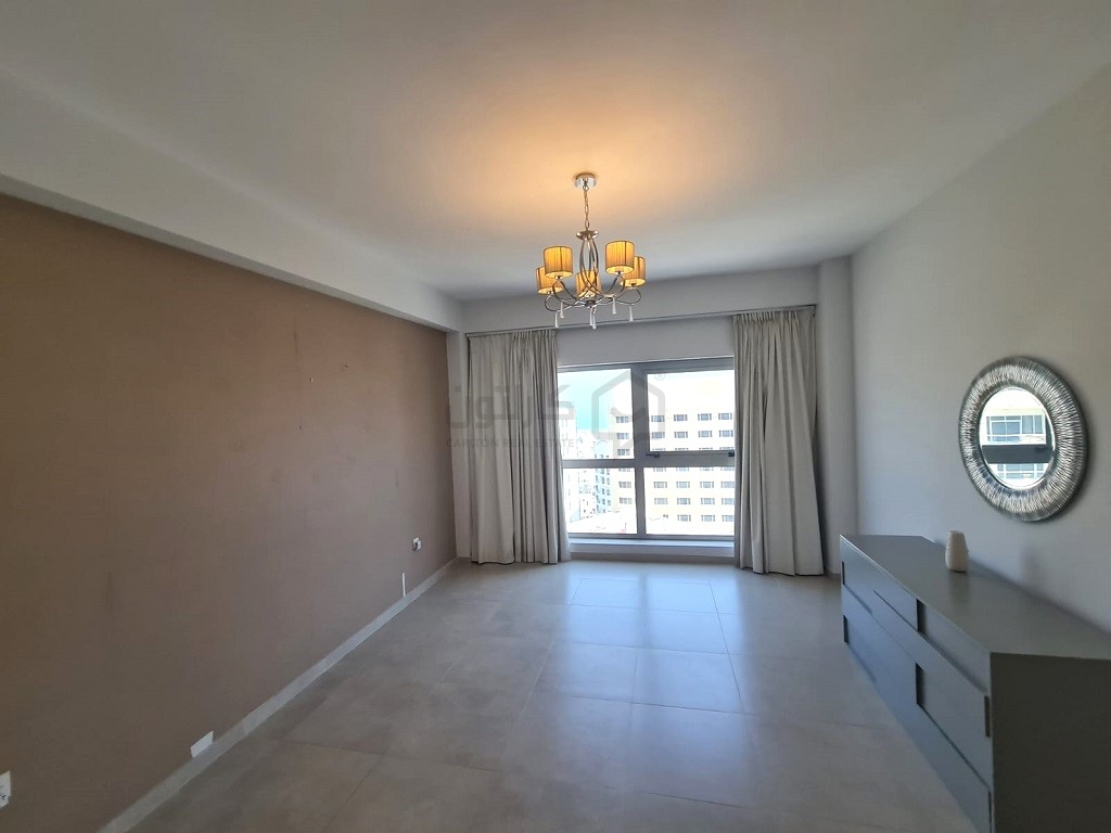 property 892 image 1